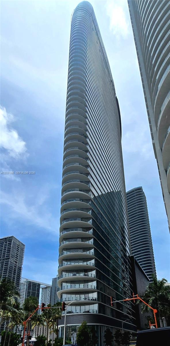 300 Biscayne Blvd Way 2408W, Miami, FL 33131, Miami