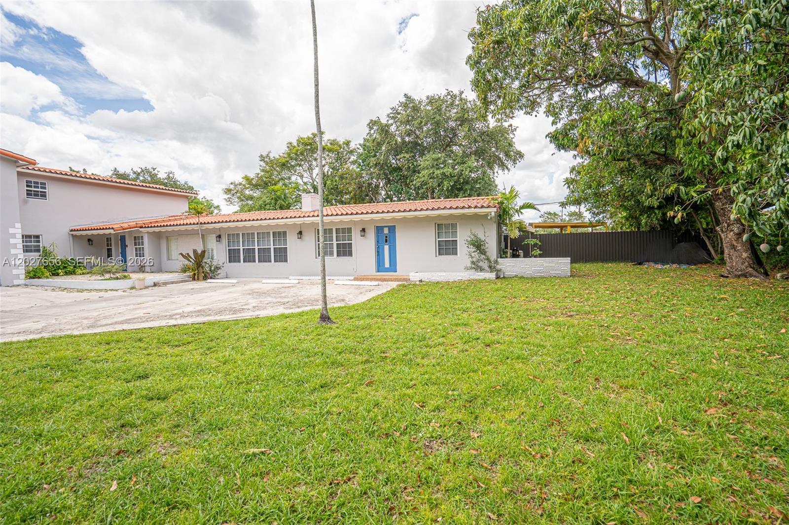 5613 Pierce Street 2, Hollywood, FL 33021, Hollywood