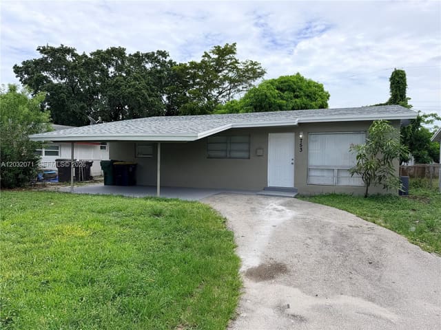753 SW 3rd Place 753, Dania Beach, FL 33004