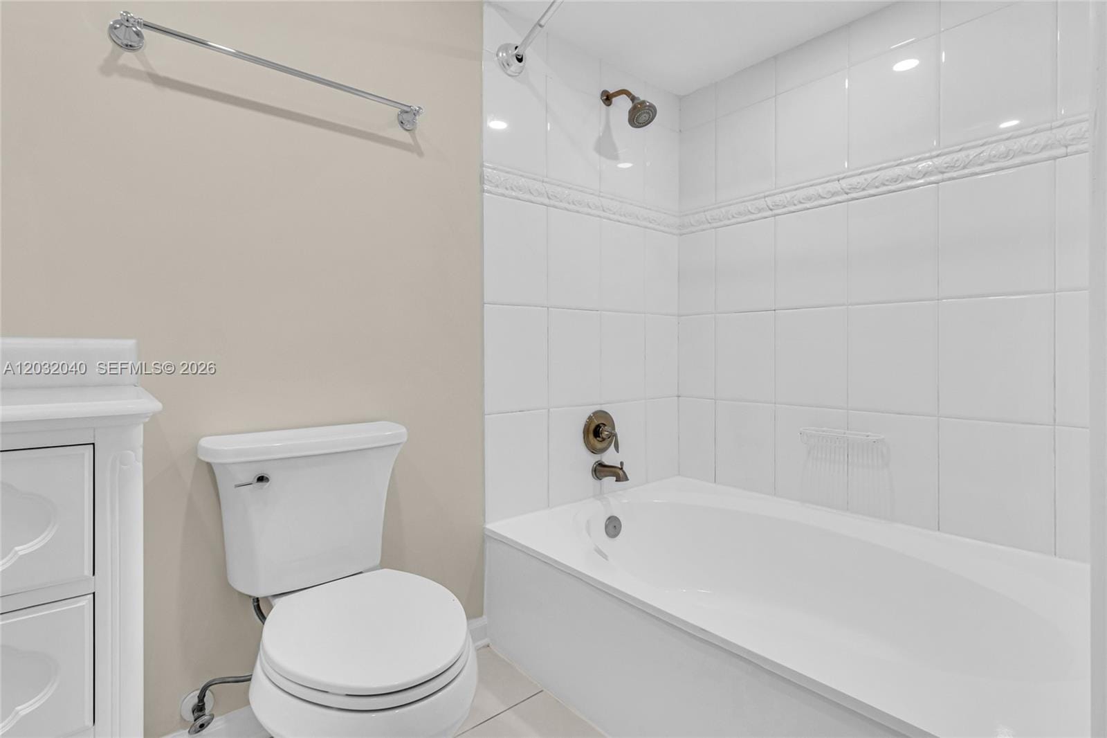 96 Wimbledon Lake Drive, Plantation, FL 33324 photo 21