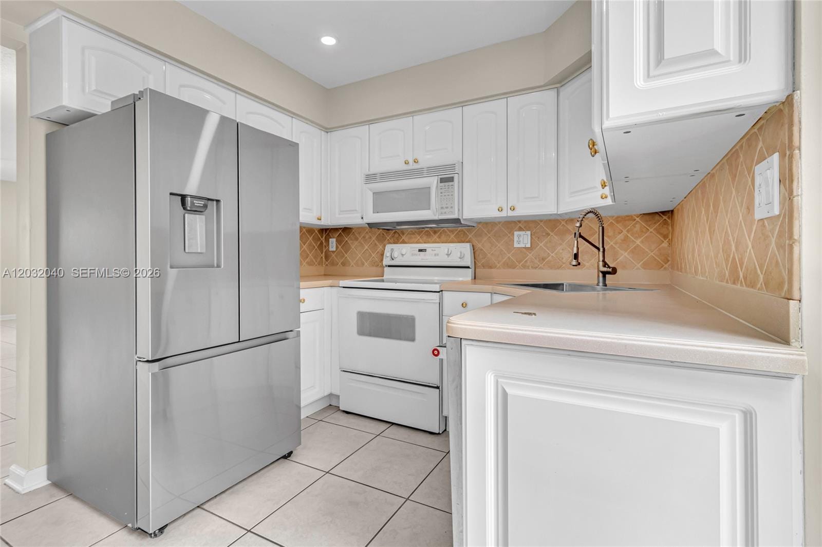 96 Wimbledon Lake Drive — photo 9