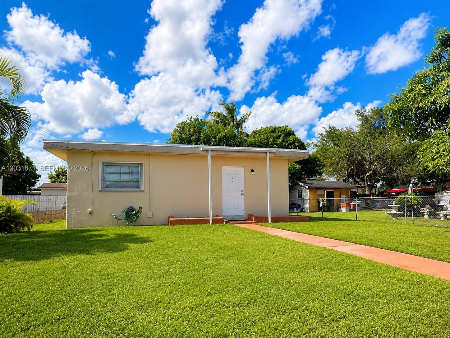8935 SW 28th Street 8935, Miami, FL 33165, Miami