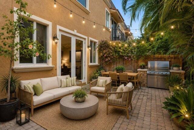 2610 NE 11th Court — photo 10