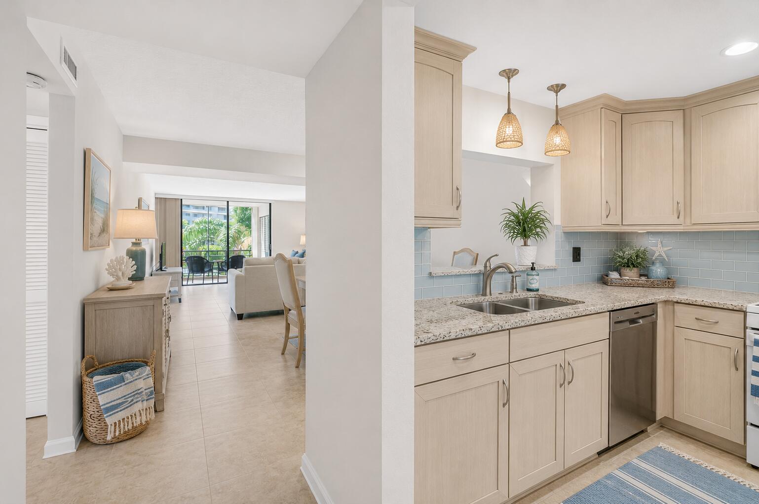 555 Banyan Tree Lane 307 — photo 3