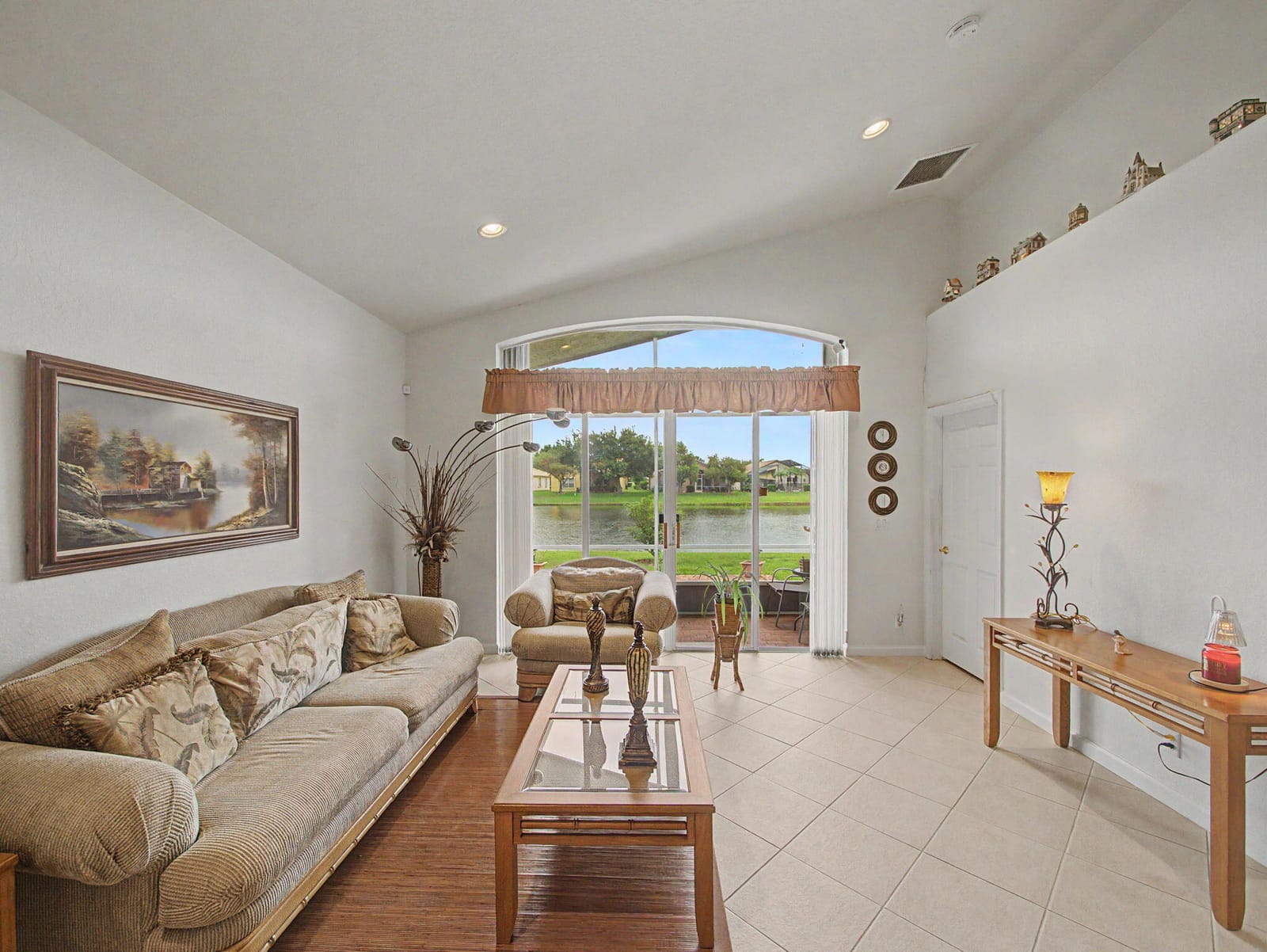 806 NW Rutherford Court — photo 7
