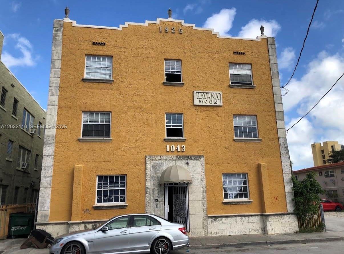1043 NW 2nd Street 2, Miami, FL 33128, Miami