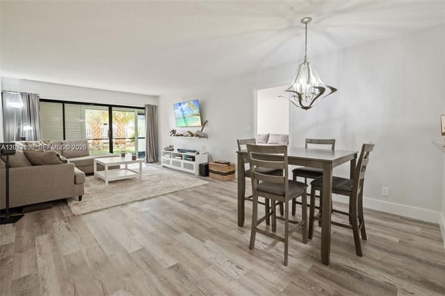 301 Racquet Club Road 104, Weston, FL 33326