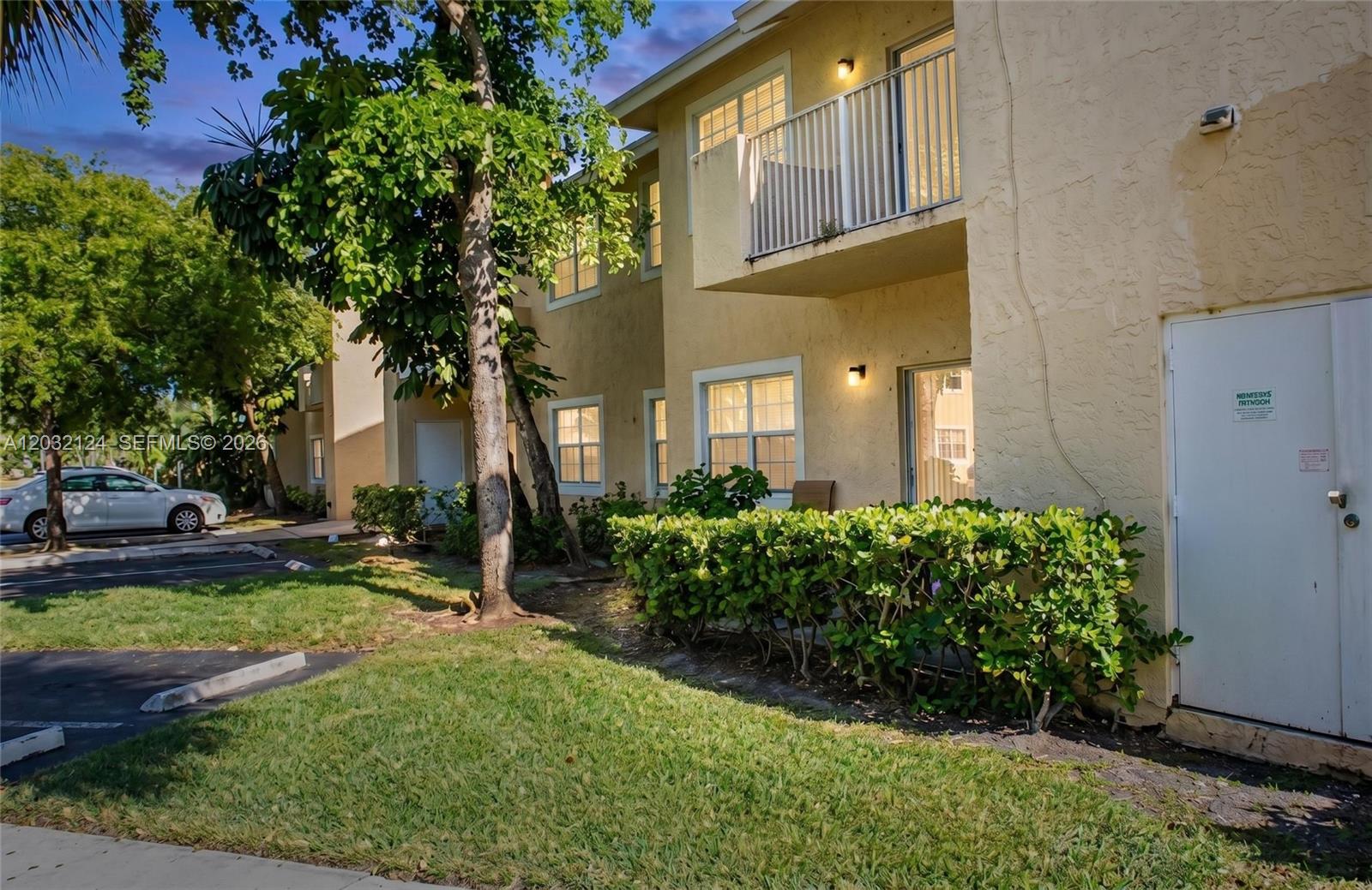 1701 NW 96th Terrace 1J, Pembroke Pines, FL 33024, Pembroke Pines