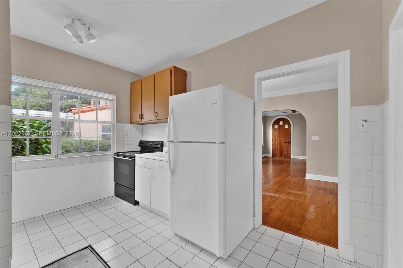 644 Navarre Avenue — photo 11