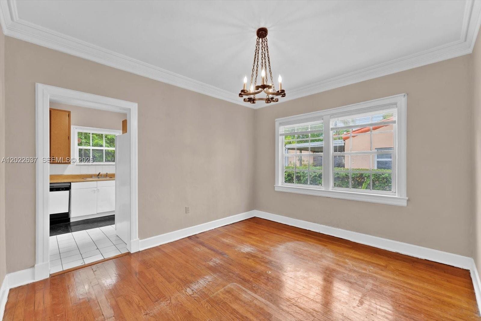 644 Navarre Avenue — photo 8
