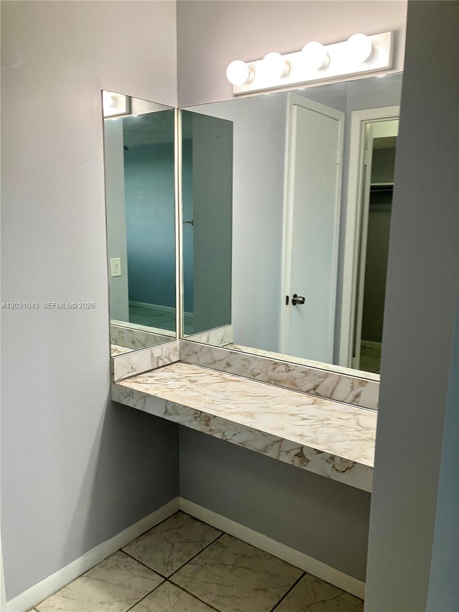 2801 NW 47th Terrace 403B, Lauderdale Lakes, FL 33313 photo 13