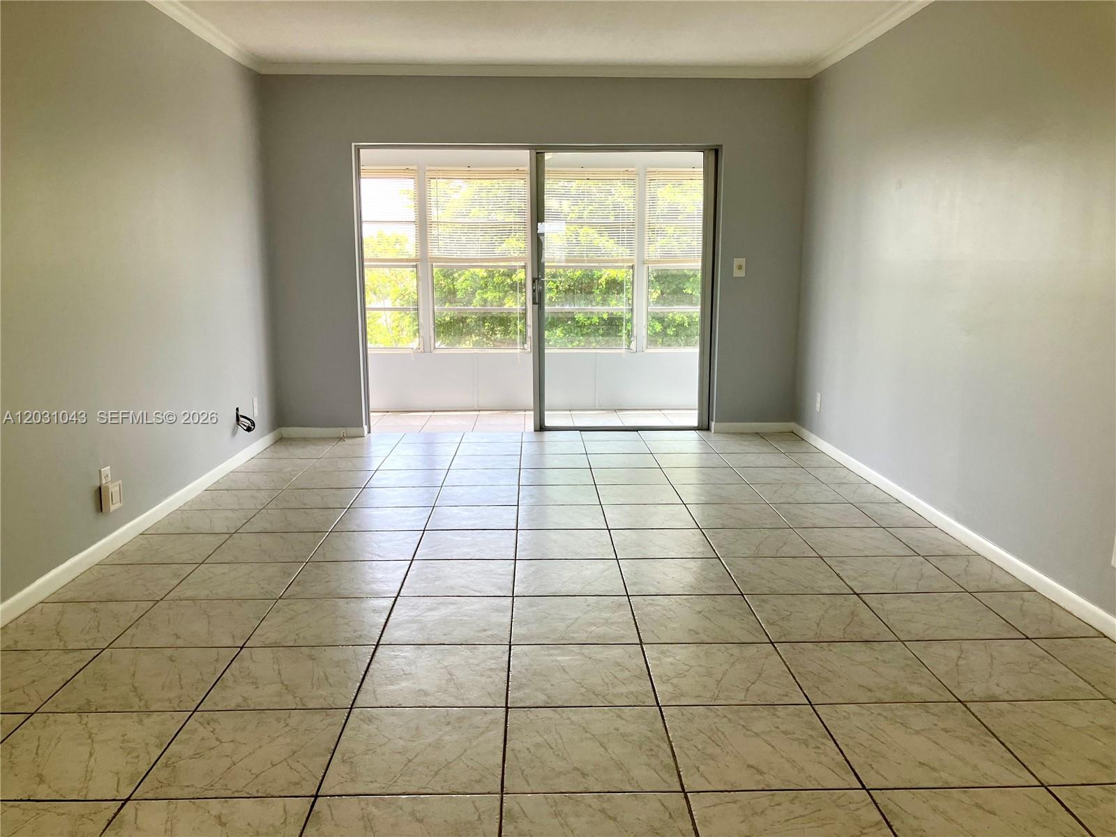 2801 NW 47th Terrace 403B — photo 7