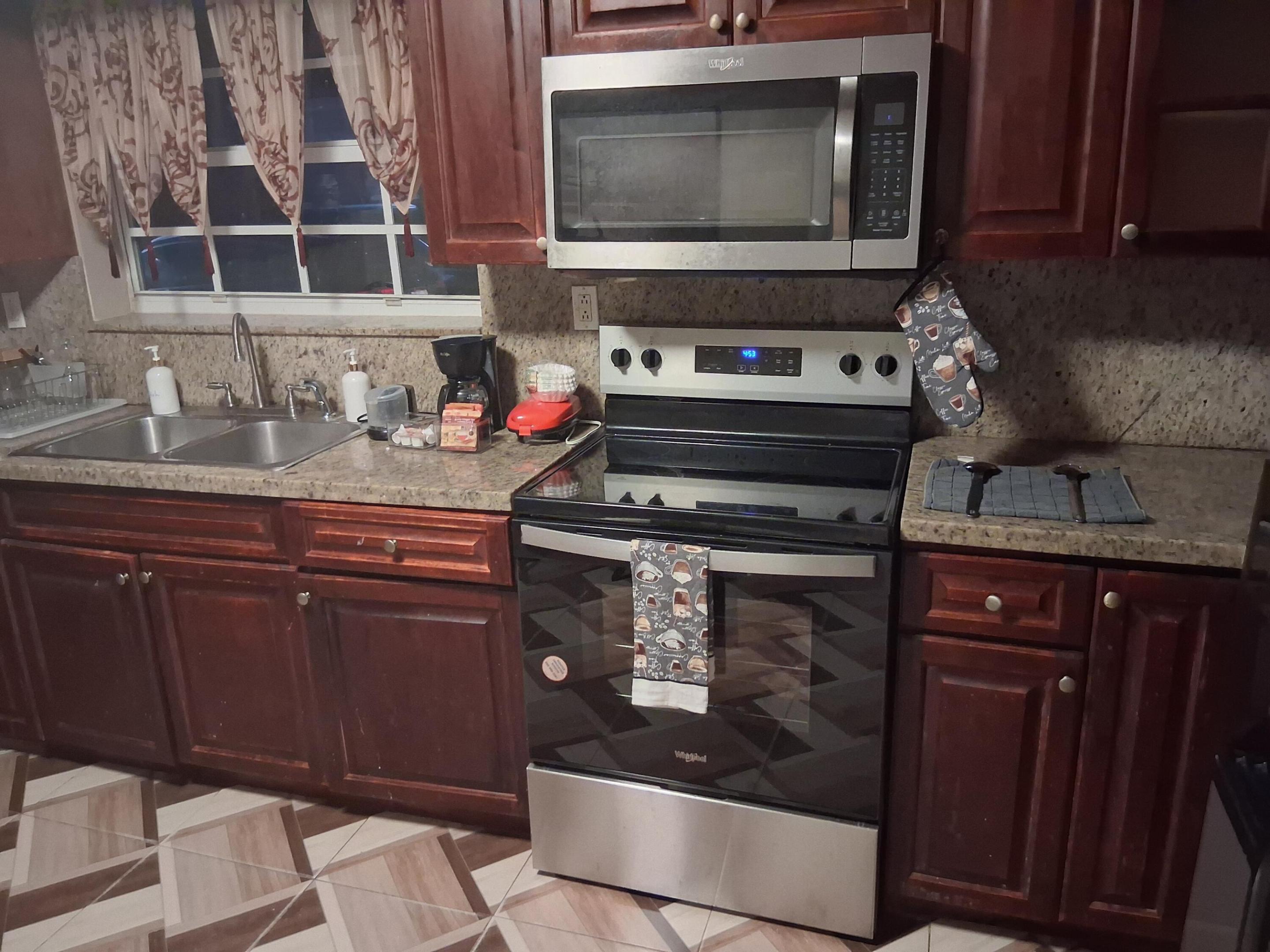 1234 NE 151st Street NE 1, Miami, FL 33162, Miami
