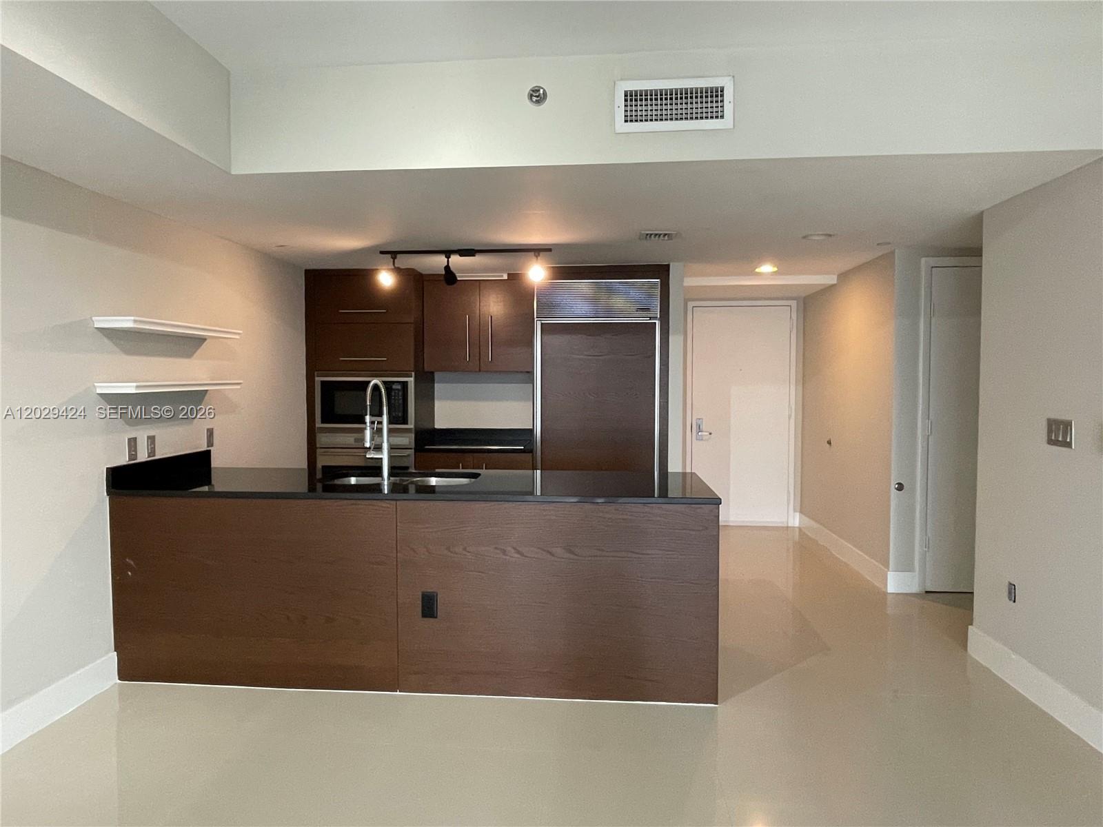 475 Brickell Avenue 414, Miami, FL 33131, Miami