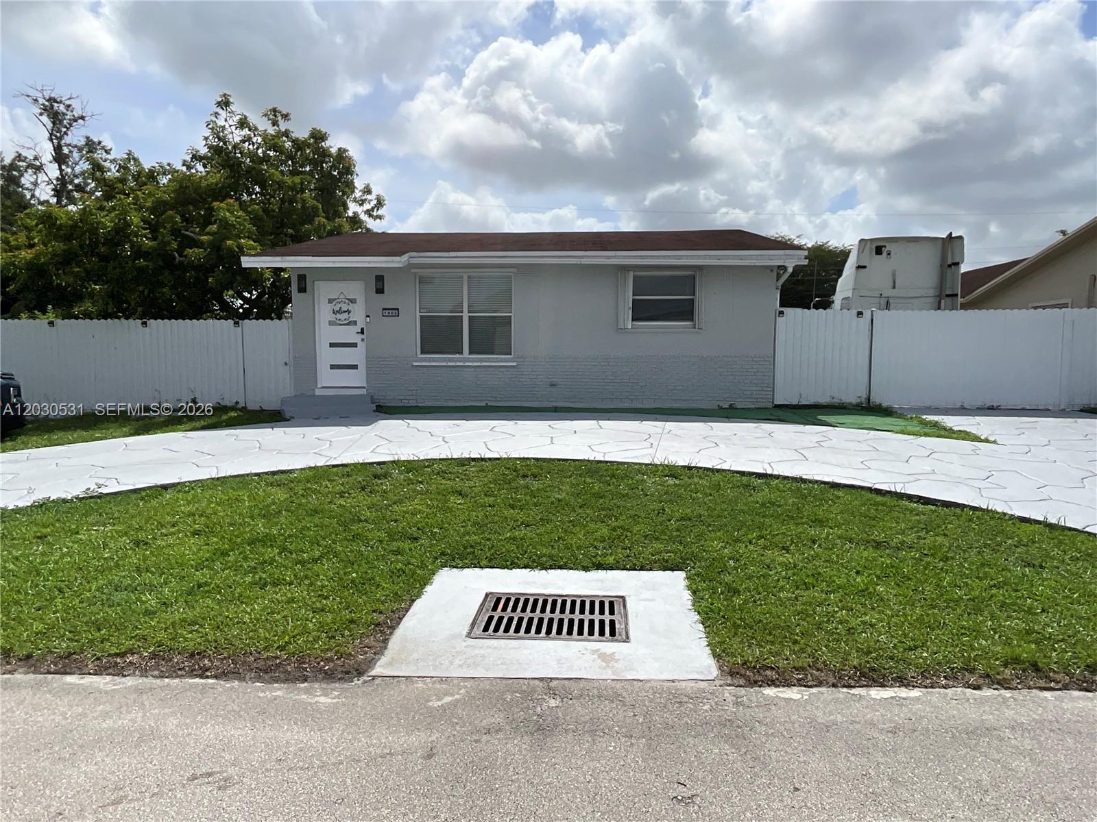 1905 SW 100th Avenue, Miramar, FL 33025, Miramar
