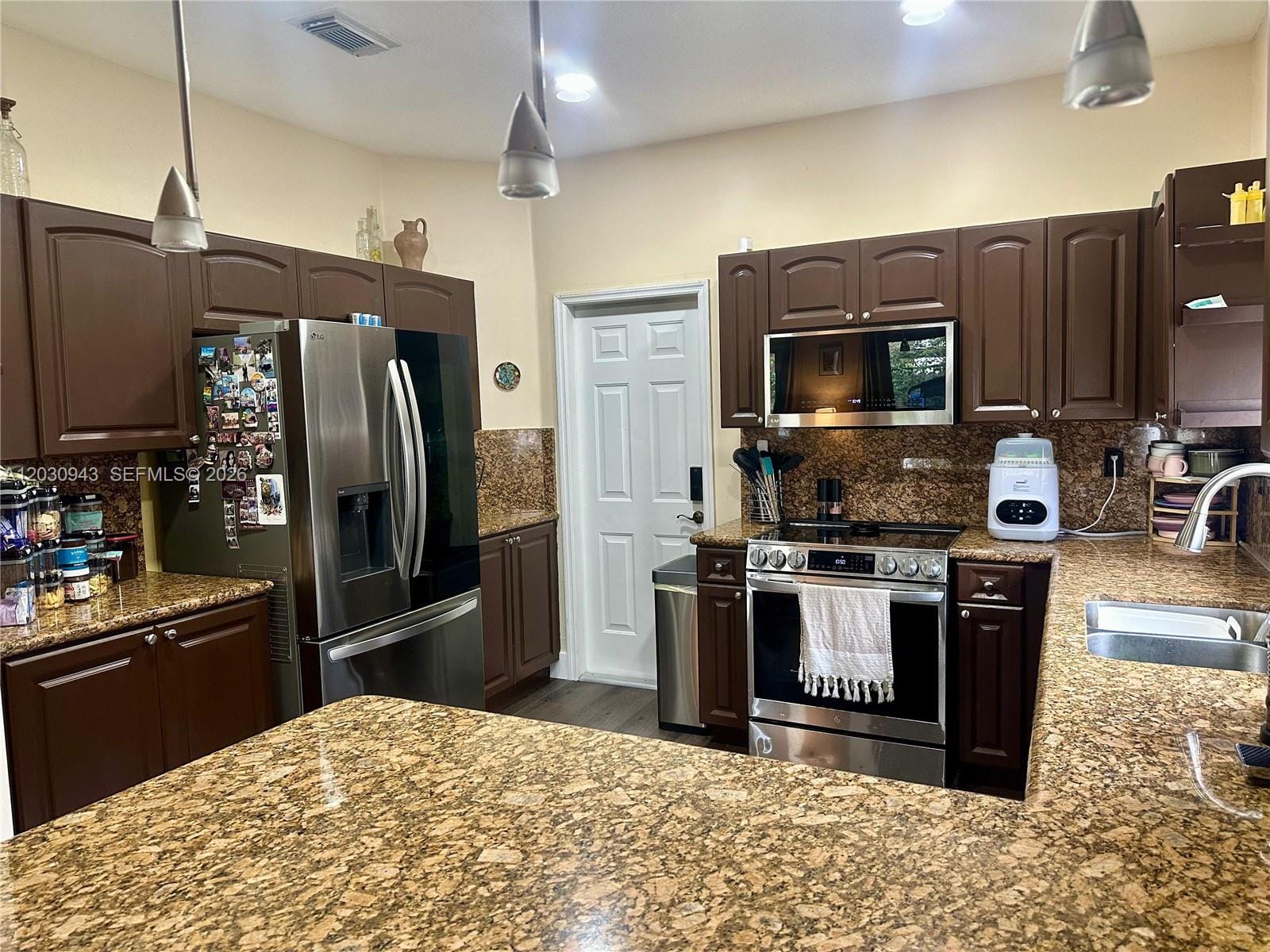 15490 SW 10th Street, Miami, FL 33194 photo 22