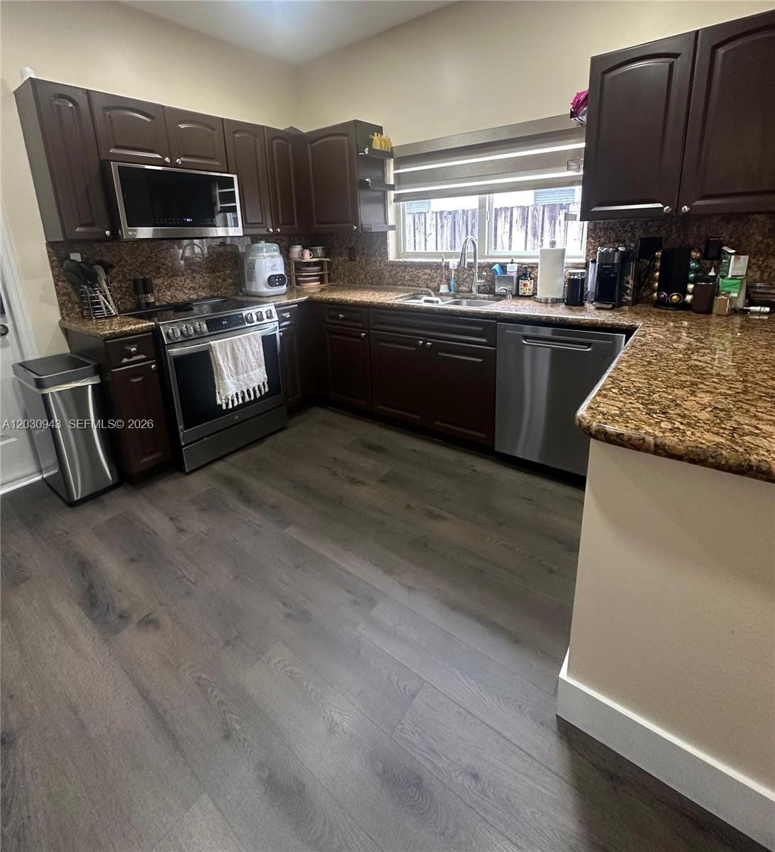 15490 SW 10th Street, Miami, FL 33194 photo 24