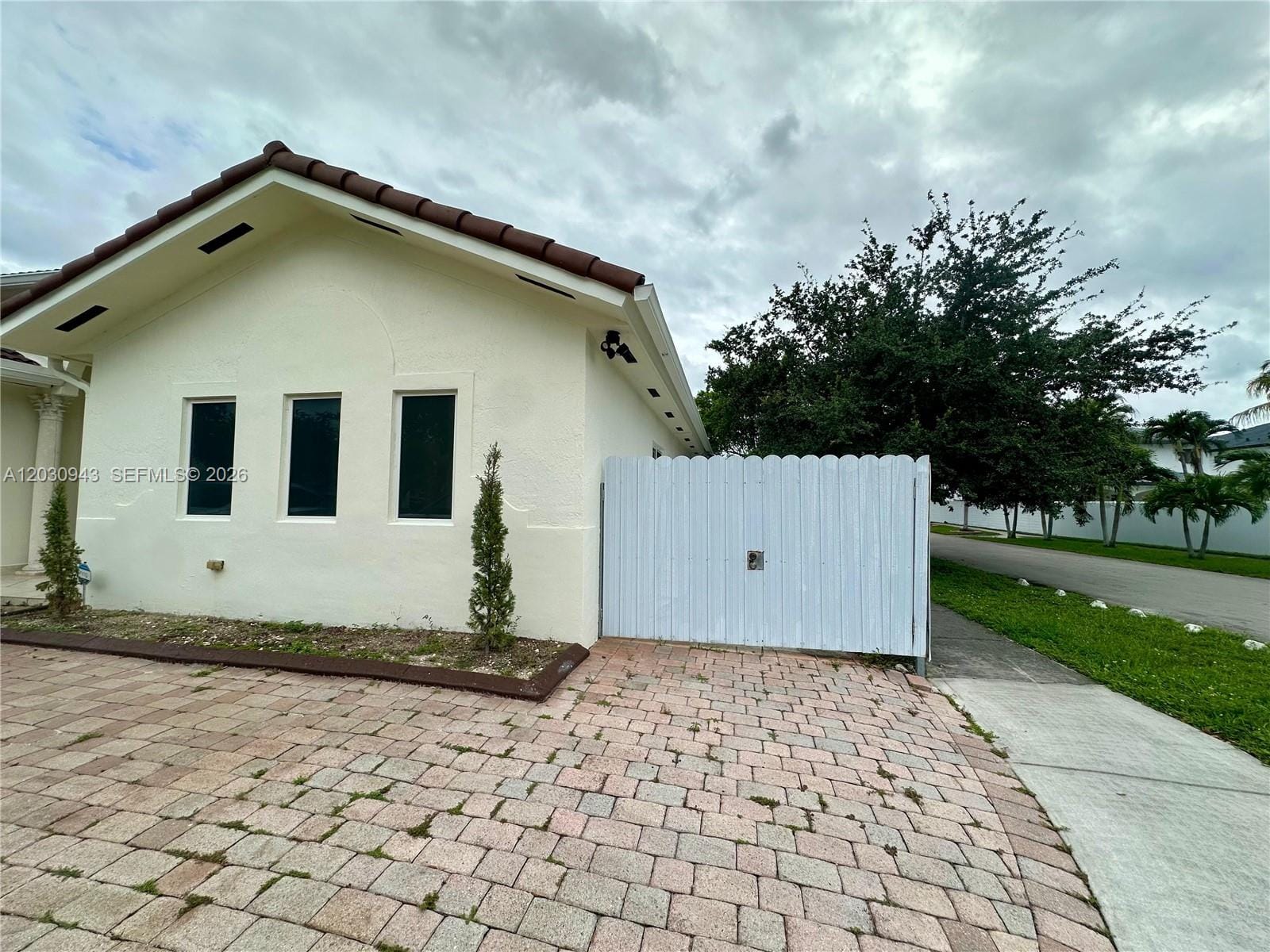 15490 SW 10th Street, Miami, FL 33194 photo 6