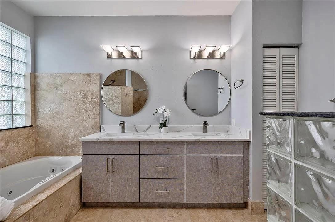 5989 NW 74th Street — photo 10