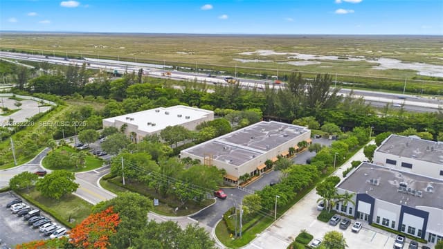 3660 NW 126th Avenue 8, Coral Springs, FL 33065