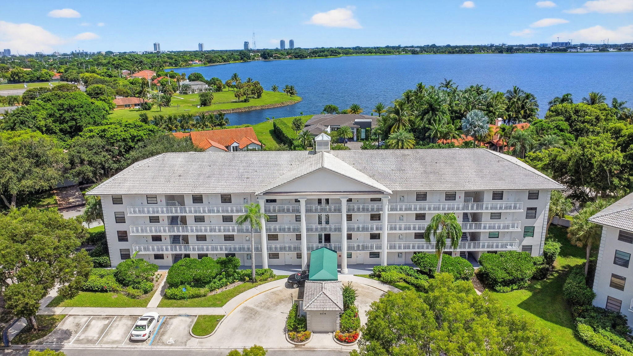 3516 Whitehall Drive 301, West Palm Beach, FL 33401, West Palm Beach