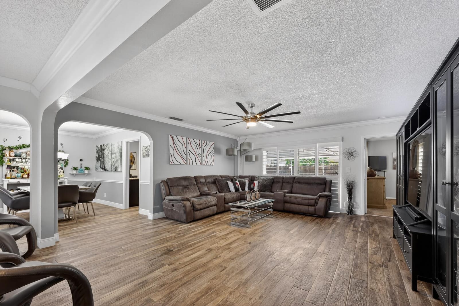 311 NW 93rd Terrace — photo 8