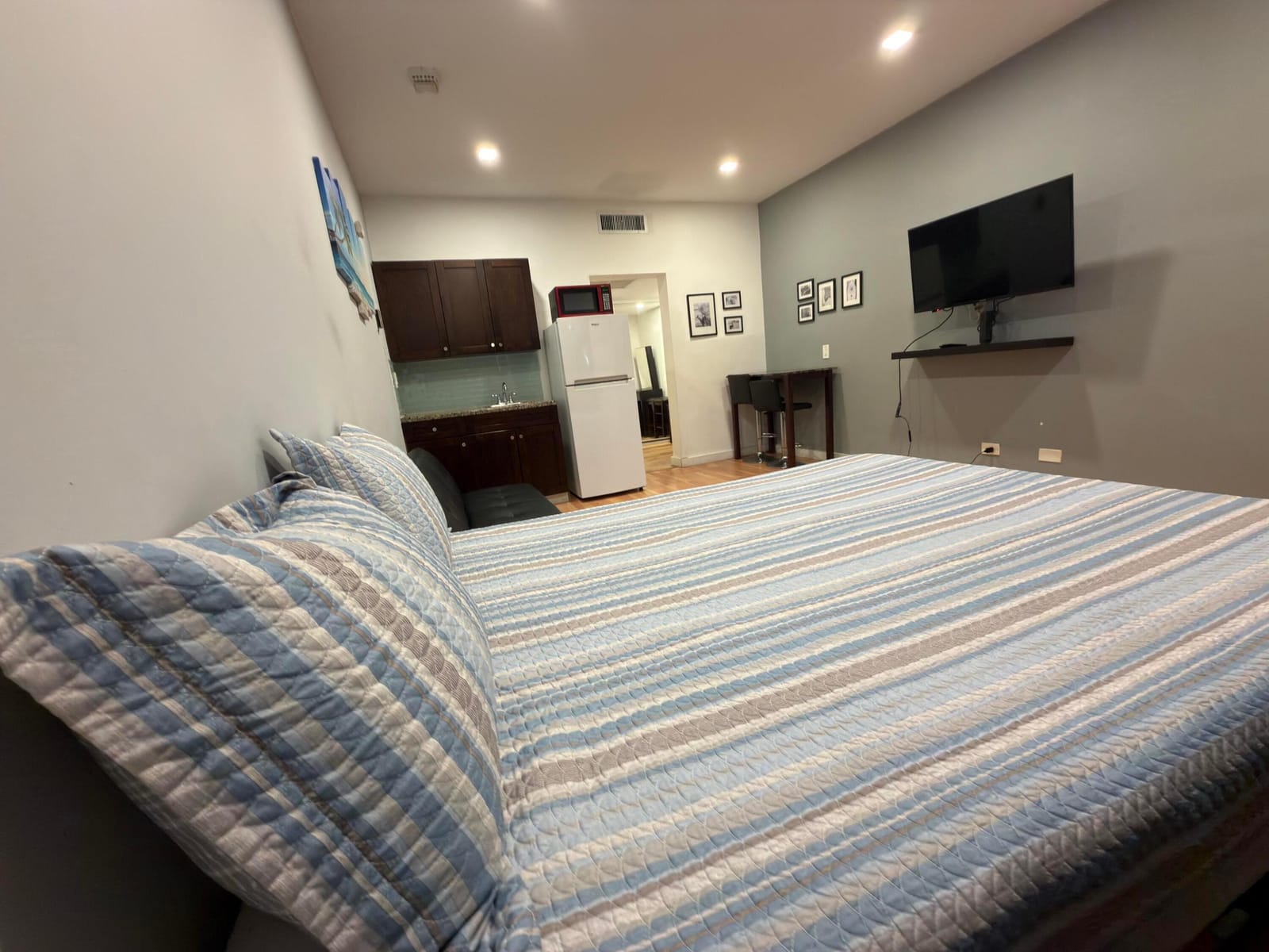 26 Diplomat Parkway 2223 — photo 3