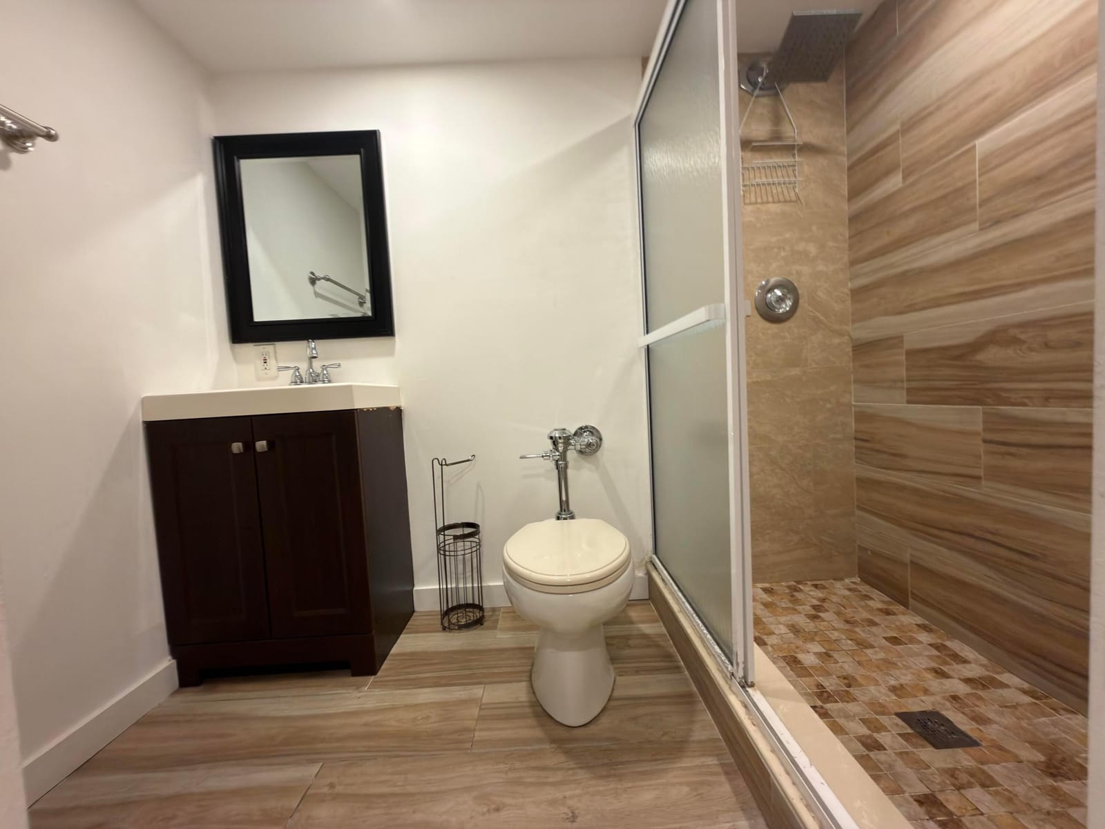 26 Diplomat Parkway 2223 — photo 8