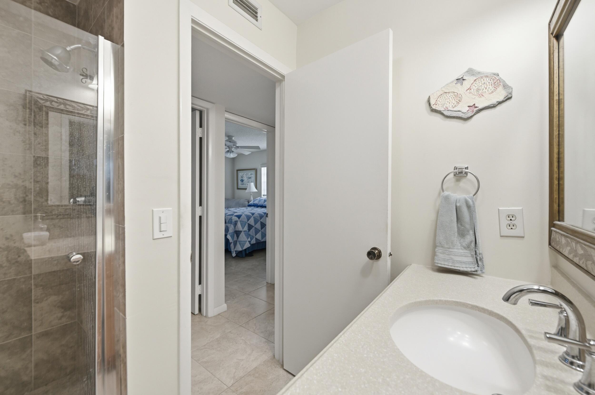 330 Piedmont 330, Delray Beach, FL 33484 photo 25