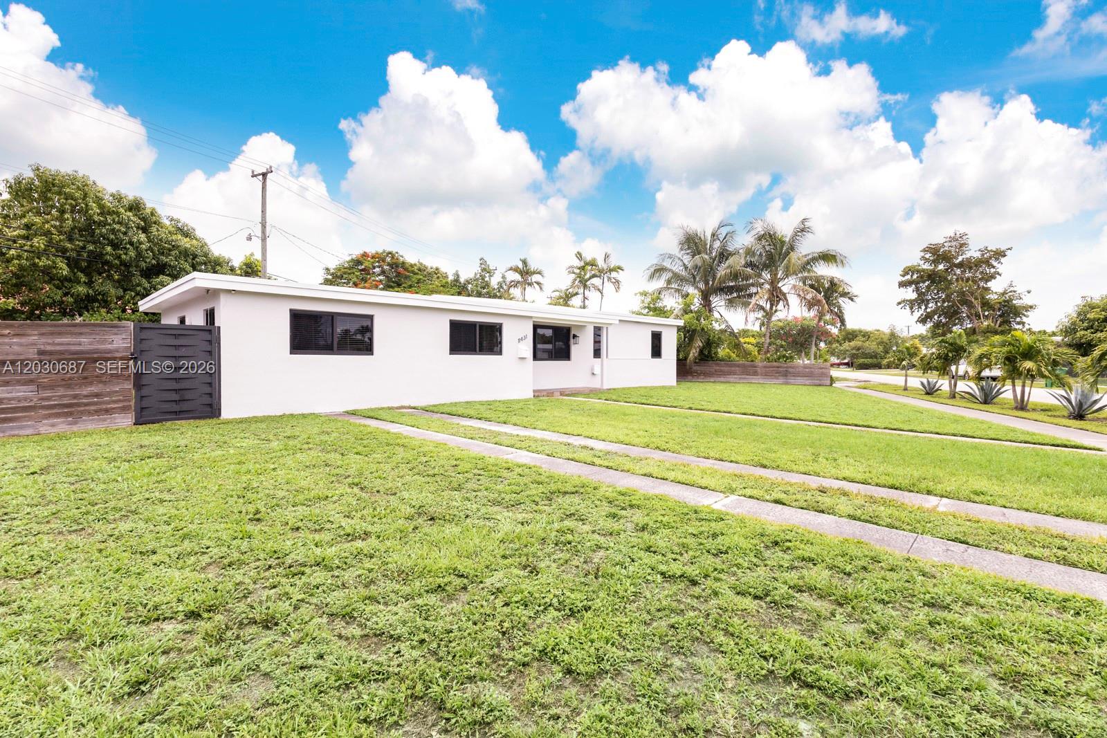 11431 SW 40th Terrace, Miami, FL 33165, Miami