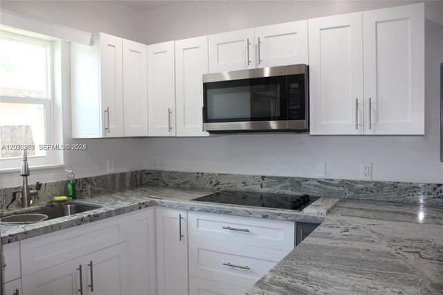 4035 E 2nd Avenue, Hialeah, FL 33013