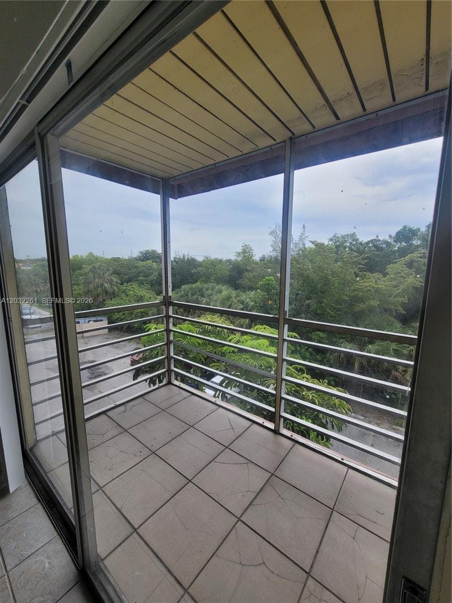 2800 NW 56th Avenue E401, Lauderhill, FL 33313 photo 9
