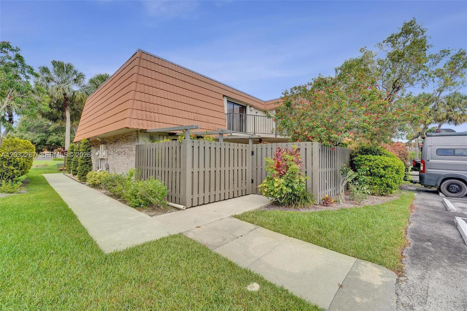 11100 SW 15th Manor, Davie, FL 33324, Davie