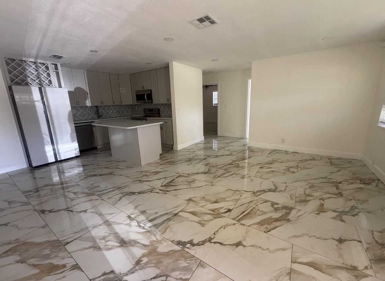 2122 NE 1st Street, Boynton Beach, FL 33435, Boynton Beach