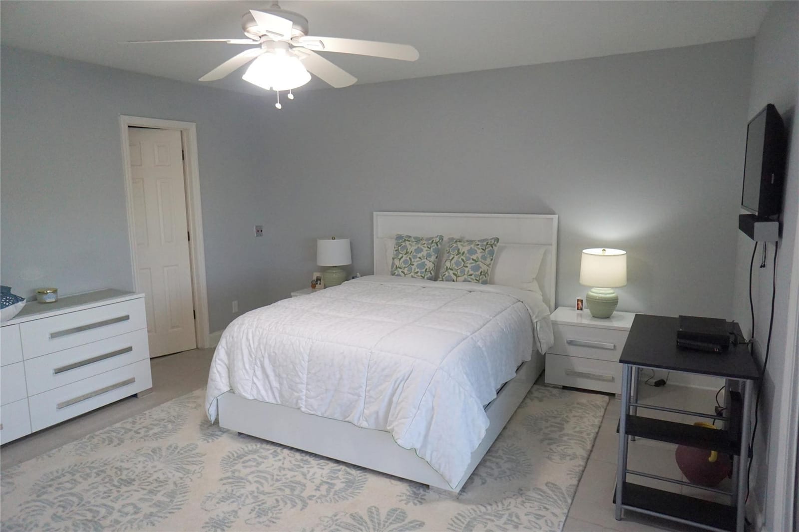 4029 Newport 4029 — photo 5
