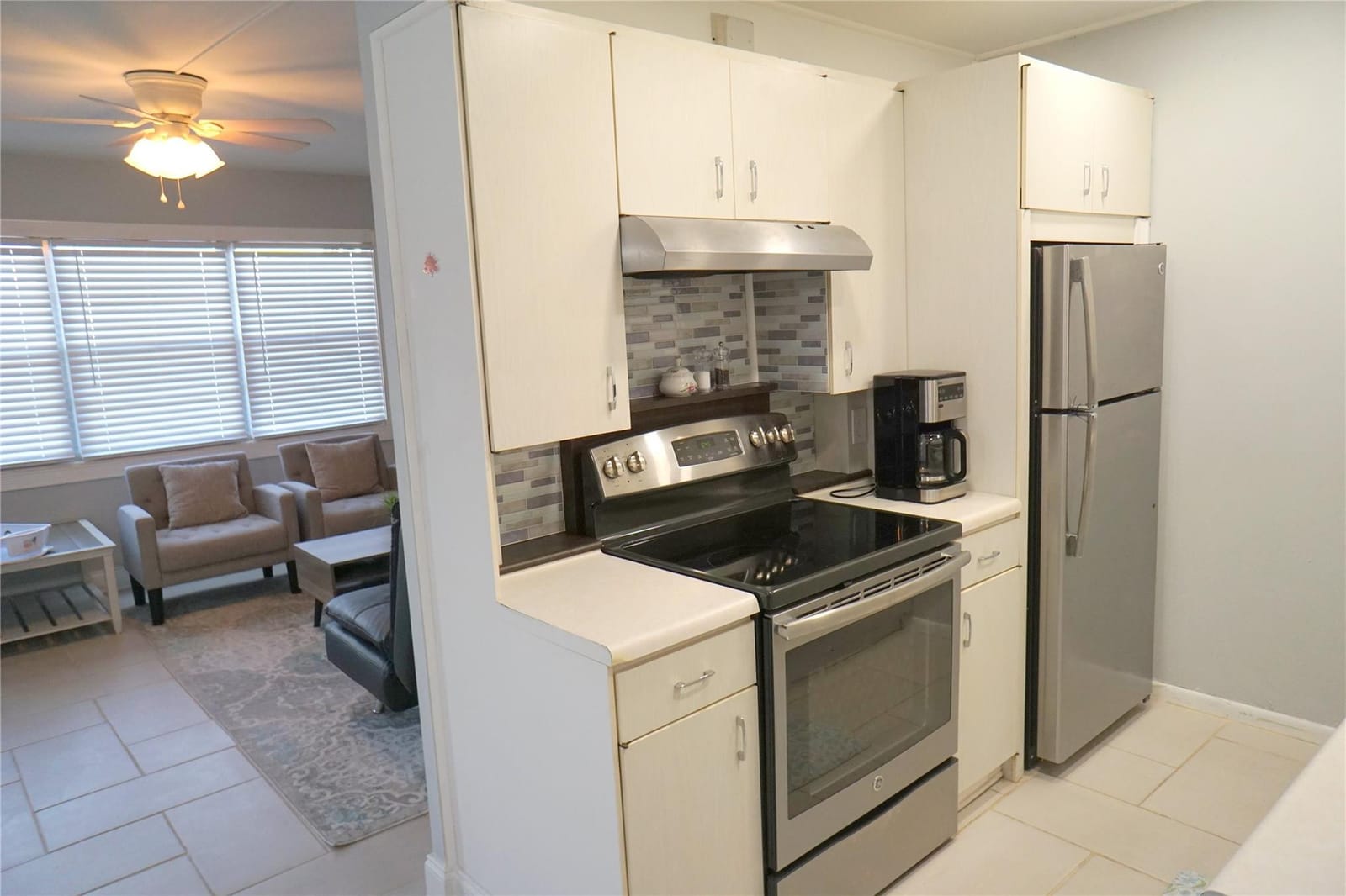 4029 Newport 4029 — photo 3
