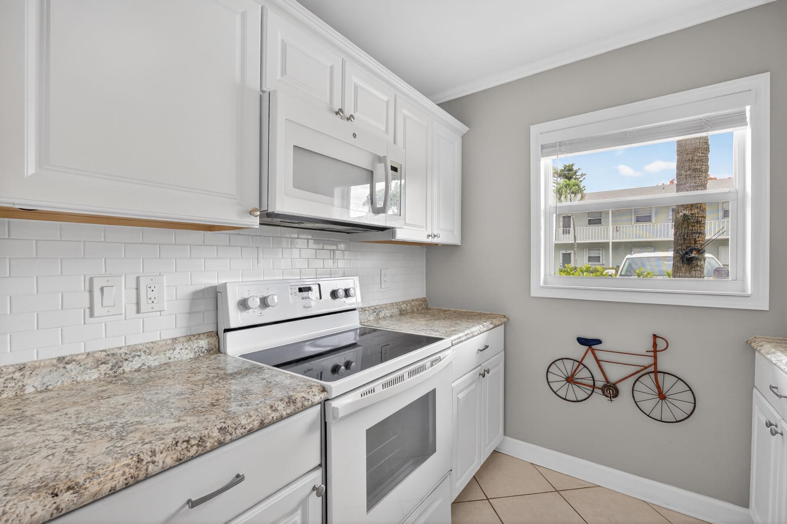 2640 SW 22nd Avenue 1103, Delray Beach, FL 33445 photo 2