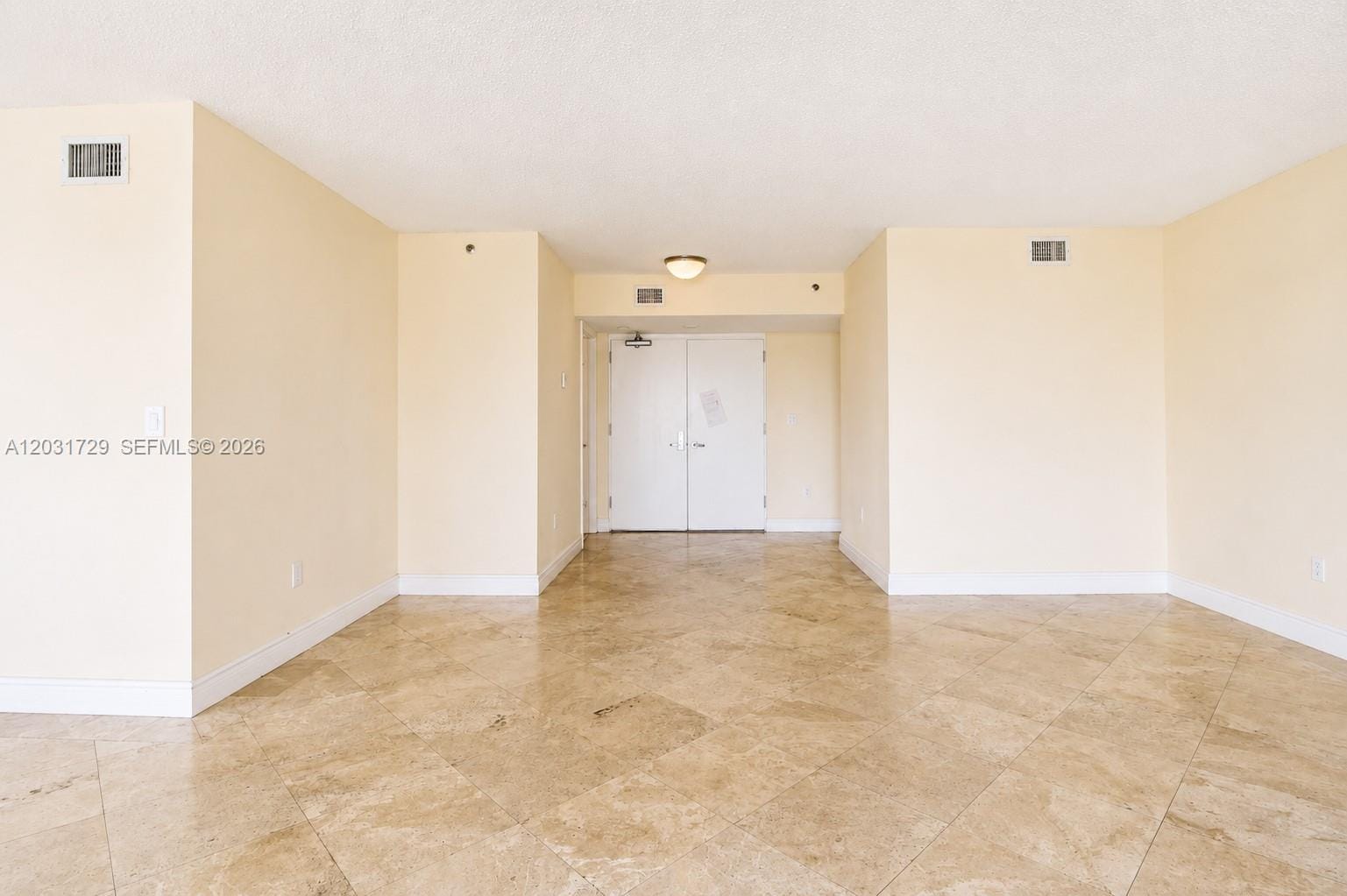 5900 Collins Avenue 601 — photo 4