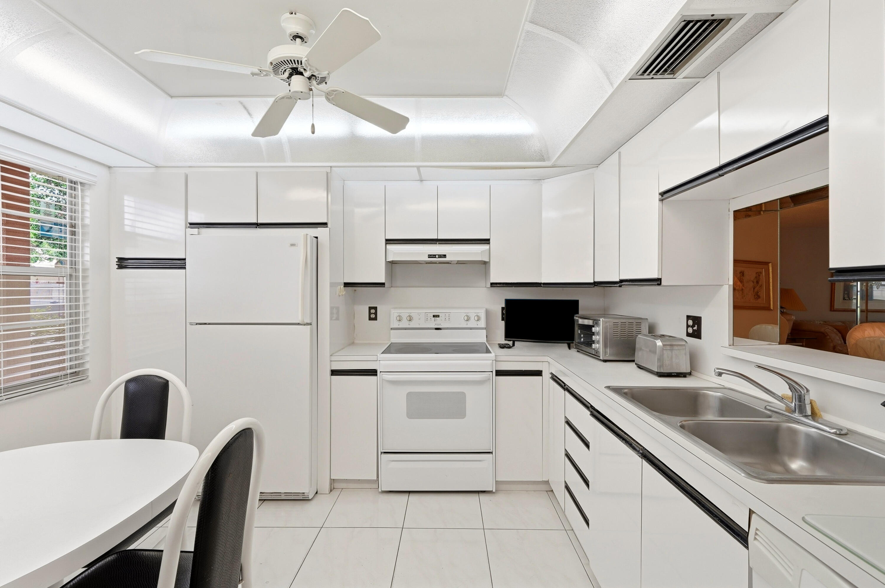 2302 Lucaya Lane E1, Coconut Creek, FL 33066, Coconut Creek