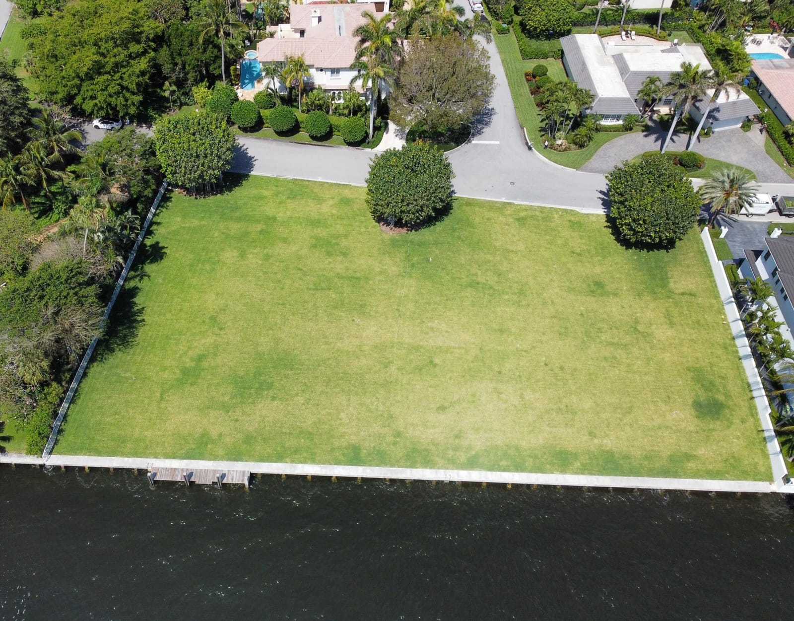 2408 E Maya Palm Drive, Boca Raton, FL 33432 photo 2