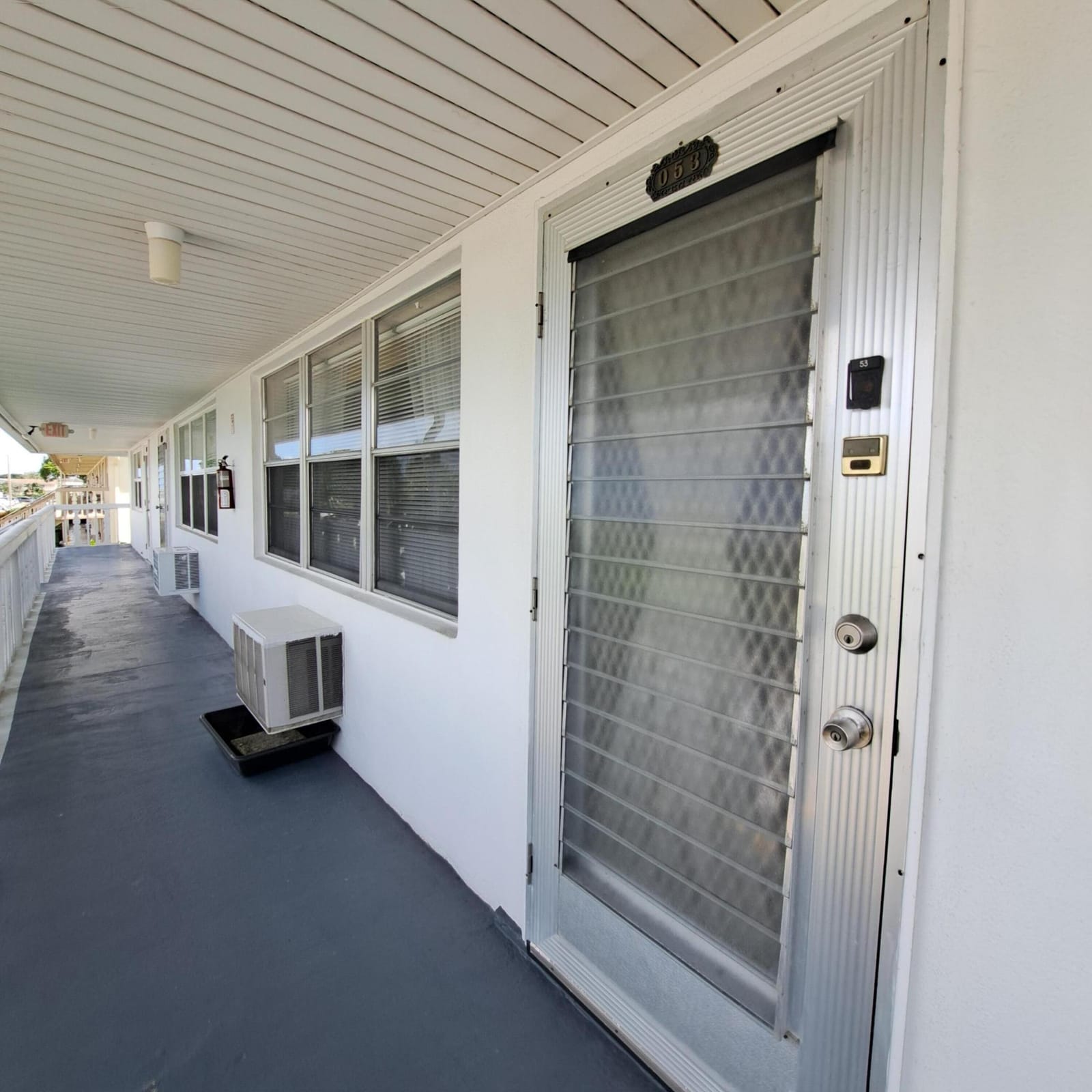 53 Northampton C — photo 2