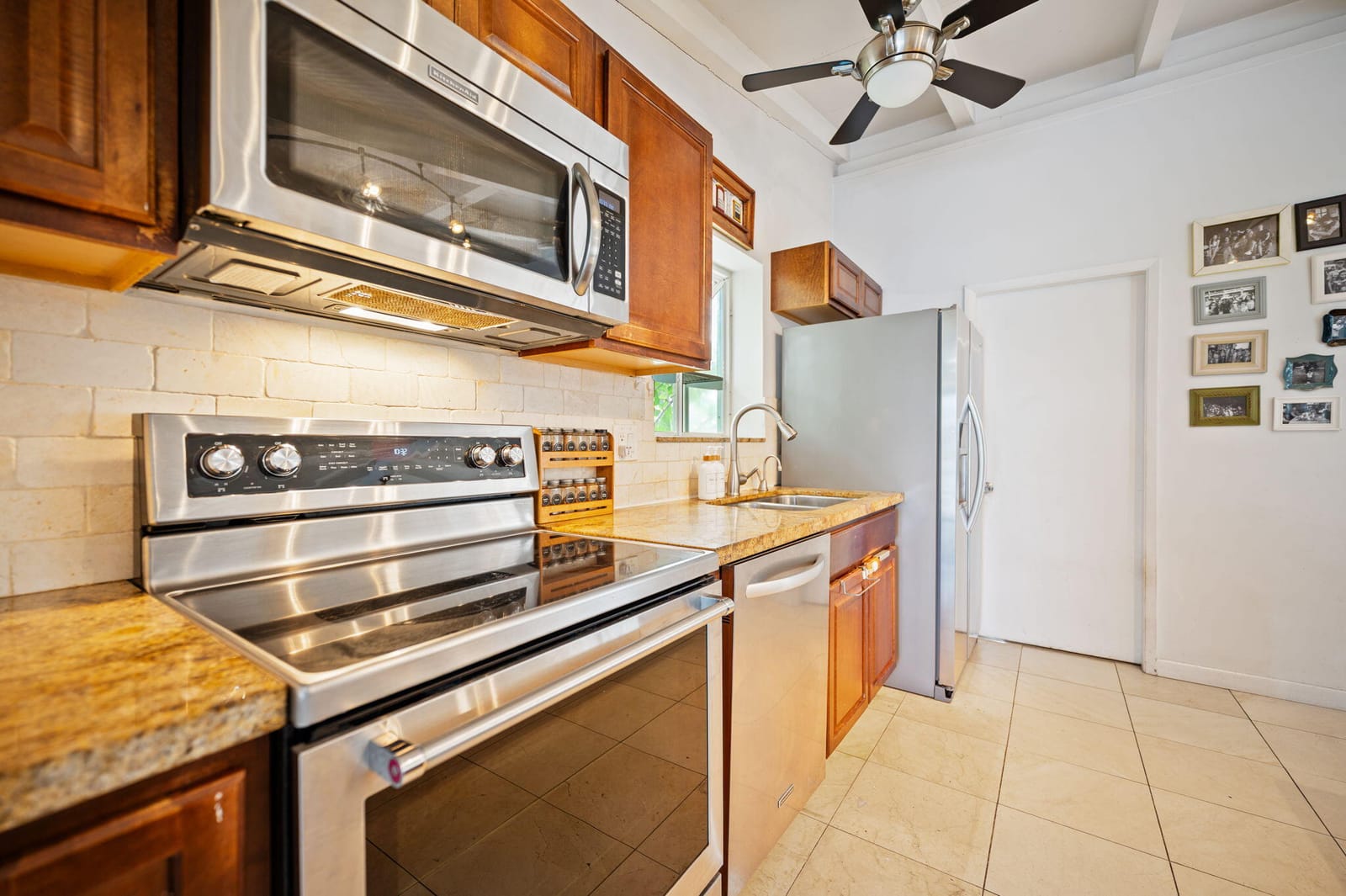 2625 Gulfstream Lane, Fort Lauderdale, FL 33312 photo 17