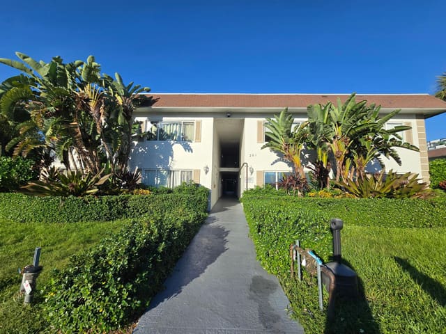 201 SE 6th Avenue 16, Park Place At Pompano, Pompano Beach, FL