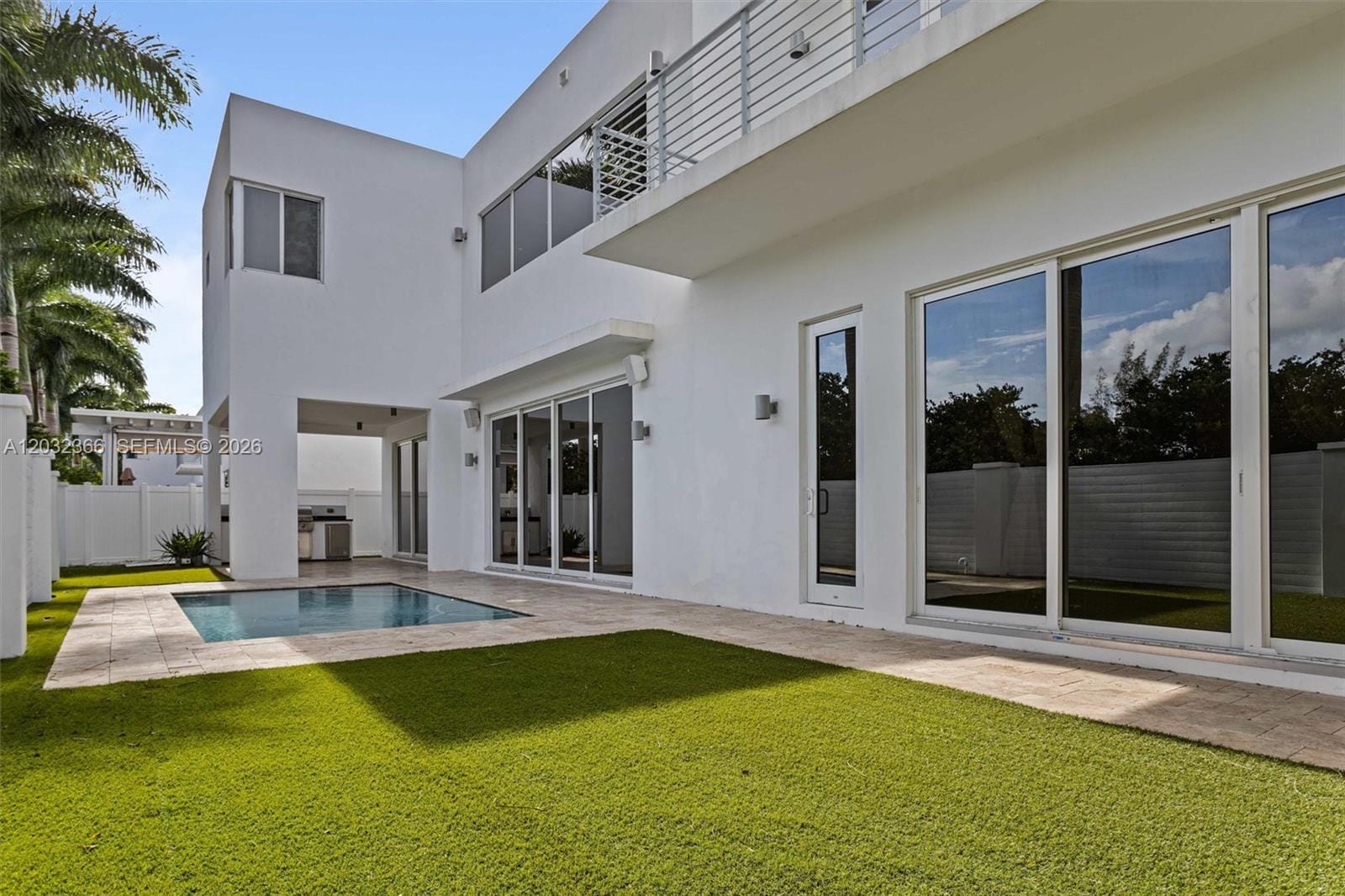 10296 NW 74th Terrace — photo 3