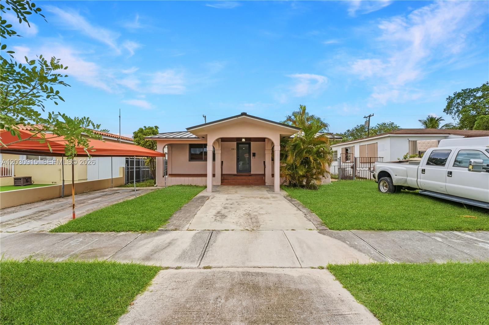 121 SW 71st Avenue, Miami, FL 33144, Miami