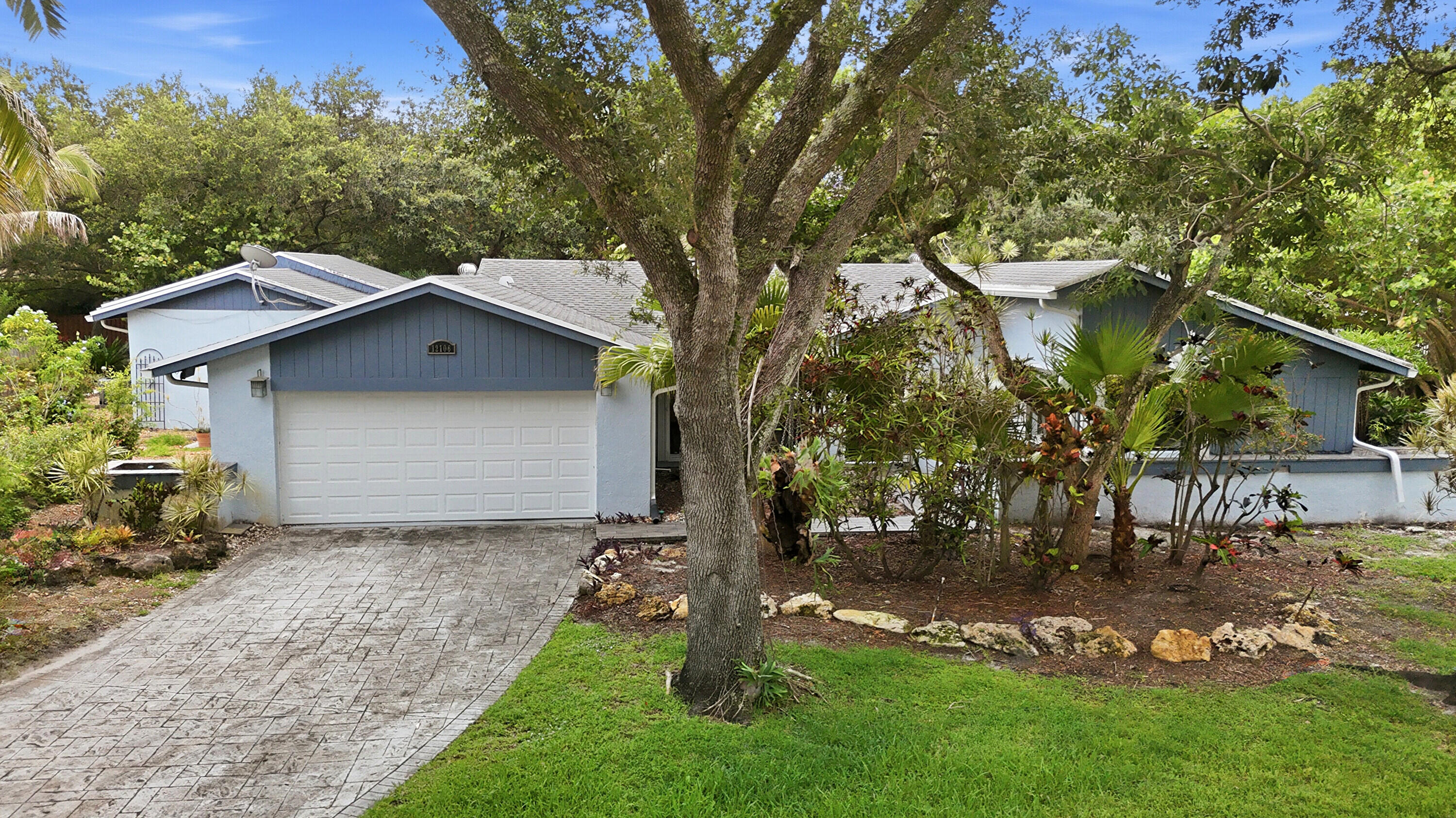 12106 Sailboat Way, Cooper City, FL 33026, Cooper City