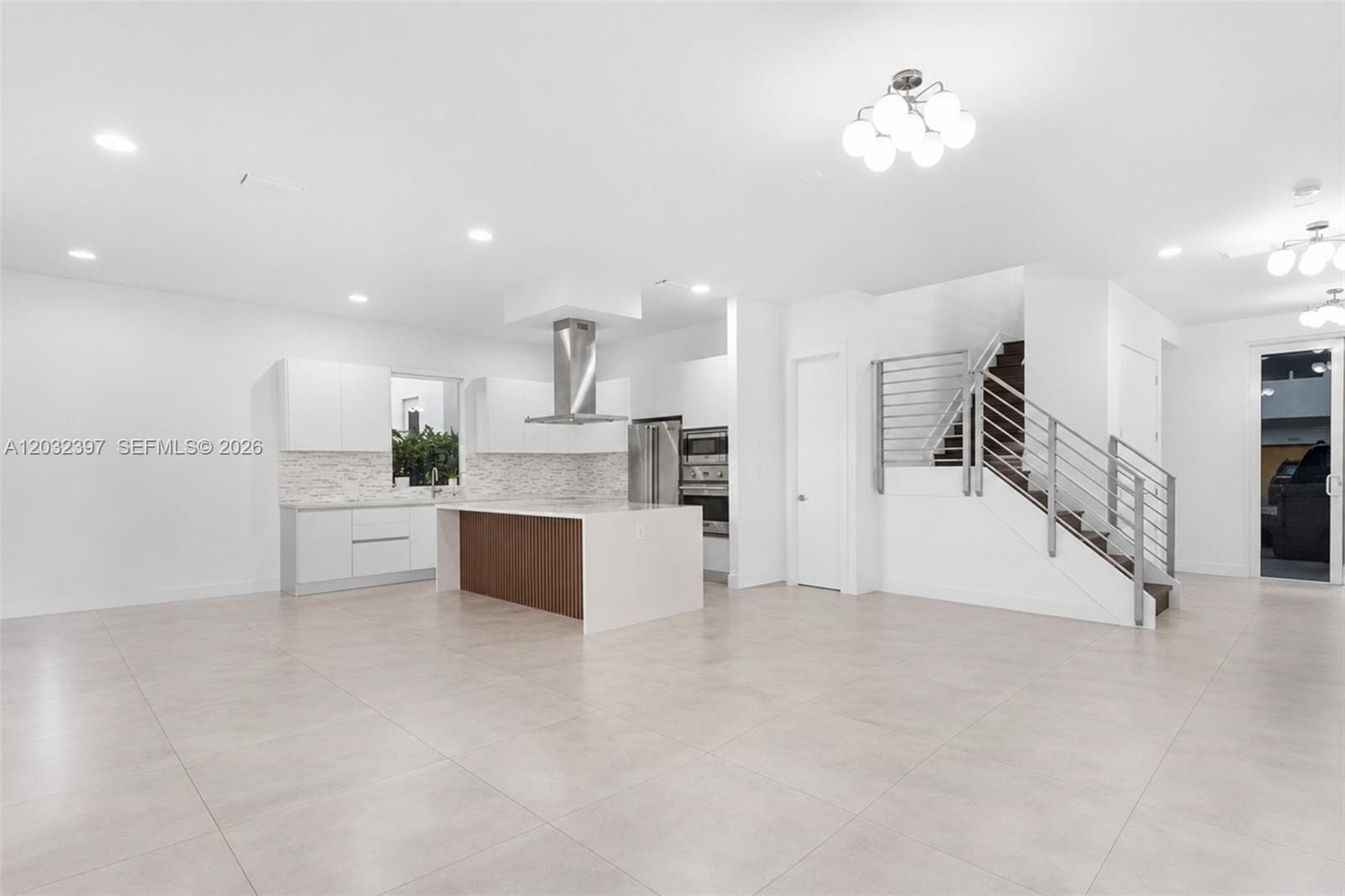 10286 NW 75th Terrace — photo 3