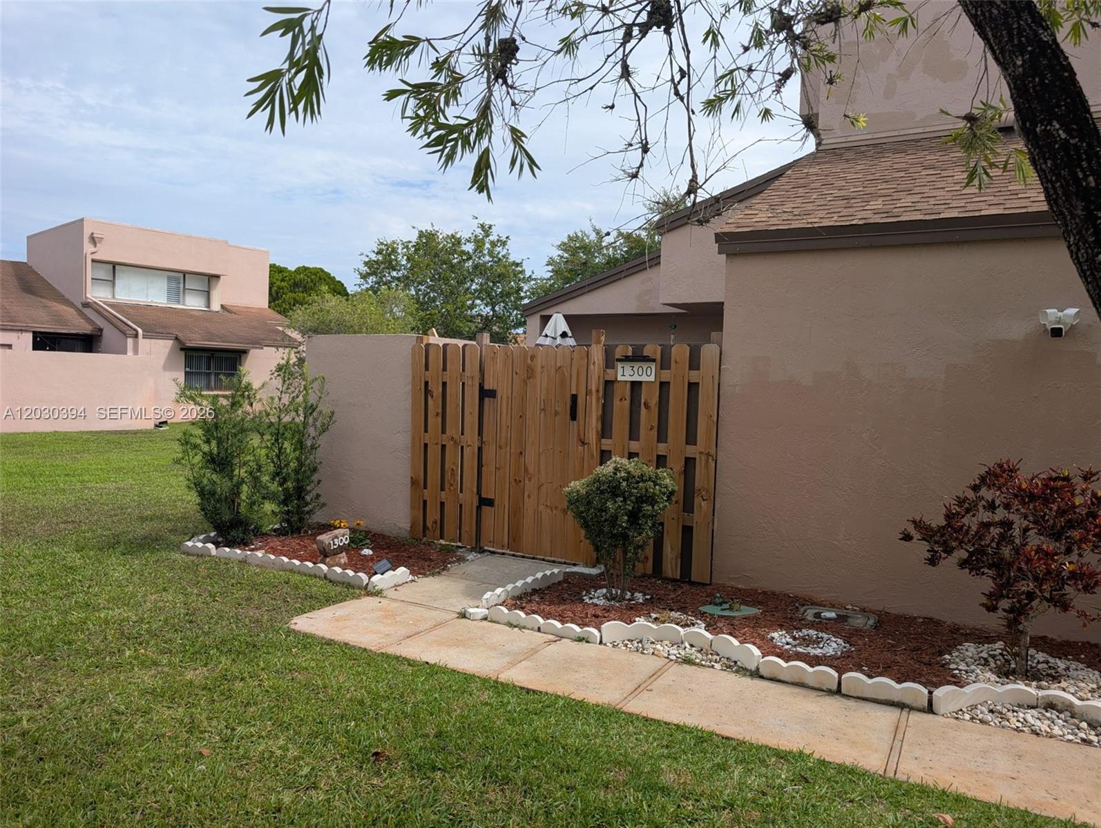 1300 NW 122nd Terrace, Pembroke Pines, FL 33026, Pembroke Pines