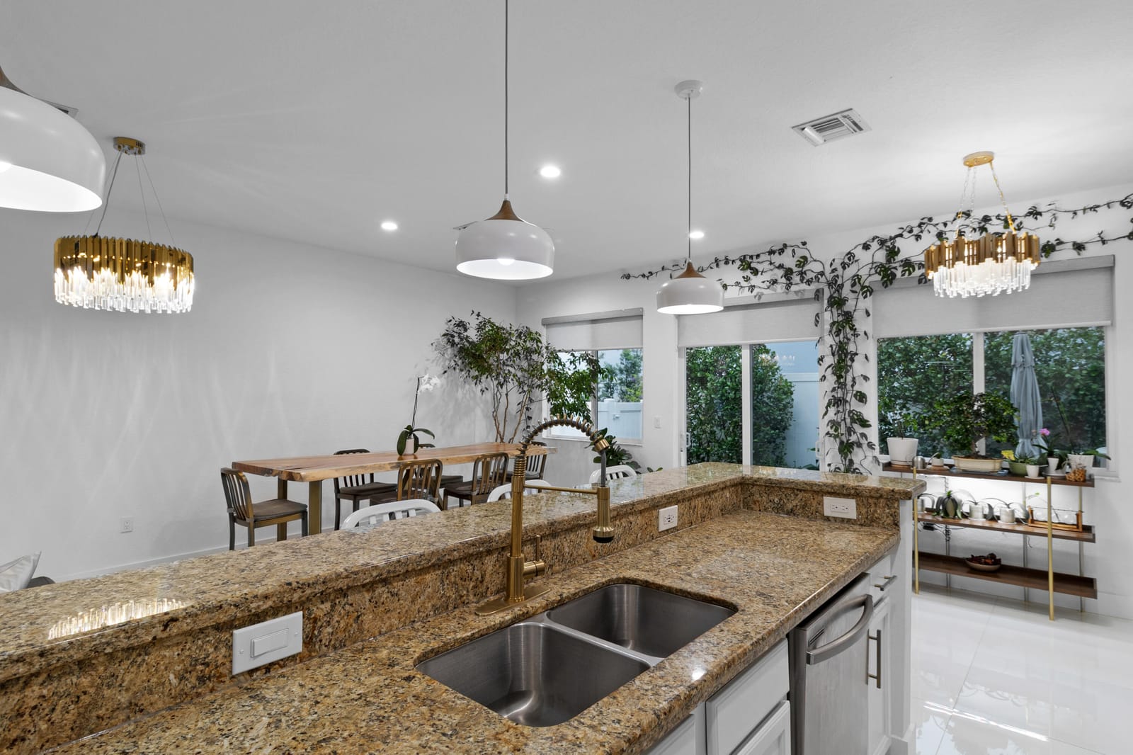 732 SE 2nd Street 732, Pompano Beach, FL 33060 photo 12
