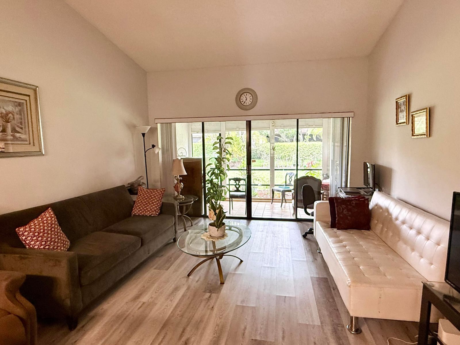 3927 Vine Tree Trail B — photo 6